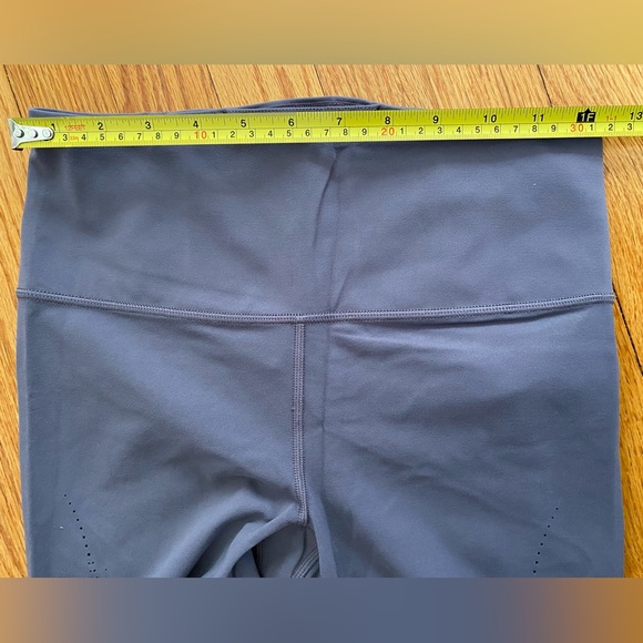 NWOT Athleta Elation Laser Cut Tight Yoga Legging Purple Gray Small - Picture 9 of 11